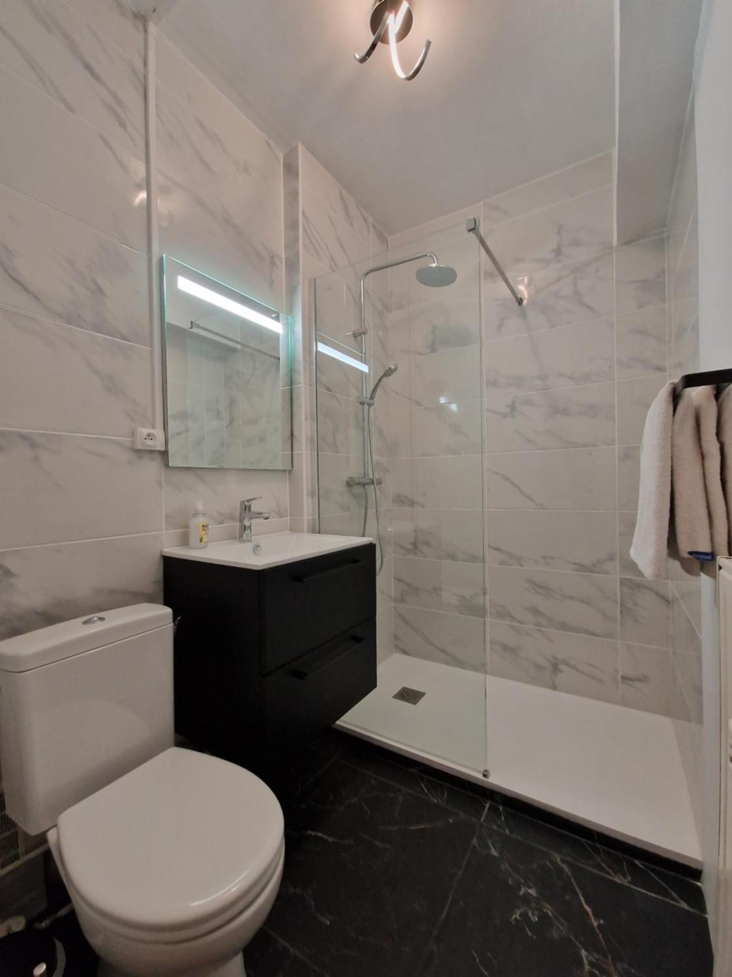 Studio Avenue De Champagne Еперне Екстериор снимка